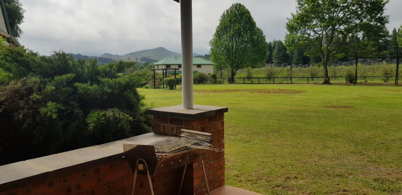 Pennygum Country Cottages Underberg Exterior photo